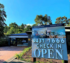 Отель Eltham Gateway Hotel & Conference Centre  Элтем